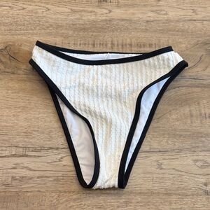 Cupshe White Textured Bikini Bottom with Black Edging